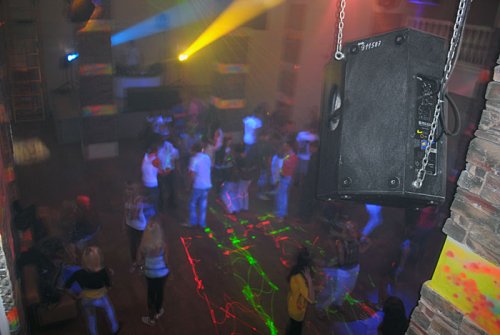 Фоторепортаж из клуба "Магнит" (фото)