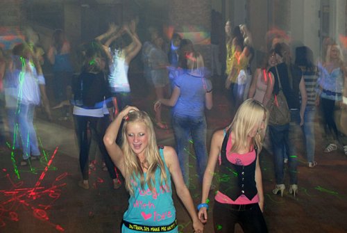 Фоторепортаж из клуба "Магнит" (фото)