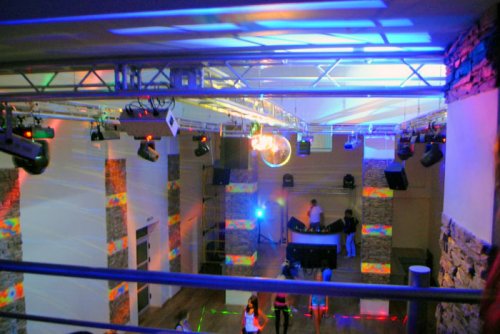 Фоторепортаж из клуба "Магнит" (фото)