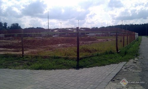 На улице Красноармейской строят автомоечный ...