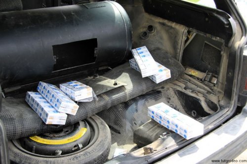 За взятку в 100 долларов лидчанин пытался провезти ...