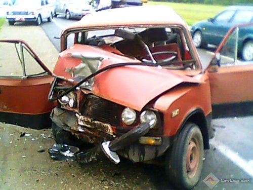 ДТП на объездной: "Жигули" столкнулись лоб ...