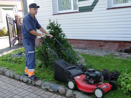 В Лиозненском районе проходит смотр-конкурс по благоустройству