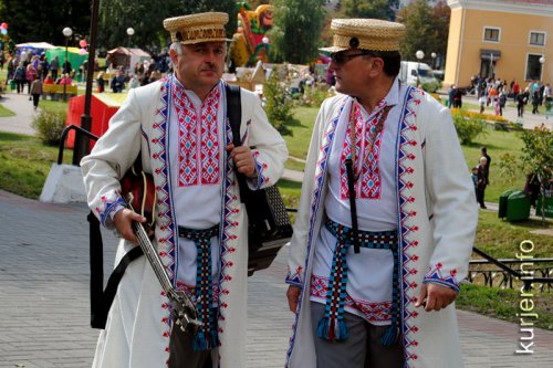 День города-2011. Про набережную, вечер и салют