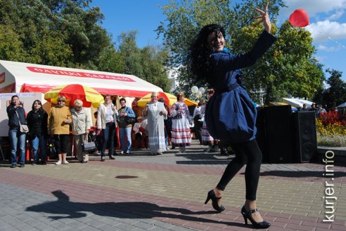 День города-2011. Слуцк танцует необычно, Слуцк поёт