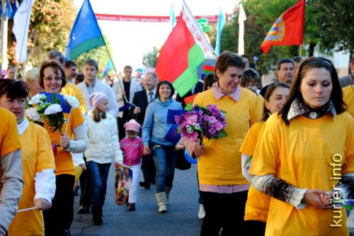 День города-2011. Шествие