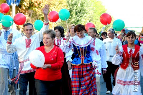 День города-2011. Шествие