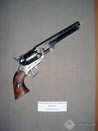 Выставка оружия (фото)