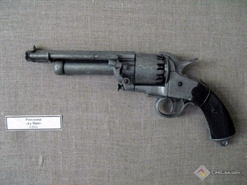 Выставка оружия (фото)