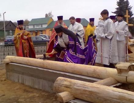 У СМІЛАВІЧАХ ЗАКЛАЛІ НОВЫ ХРАМ