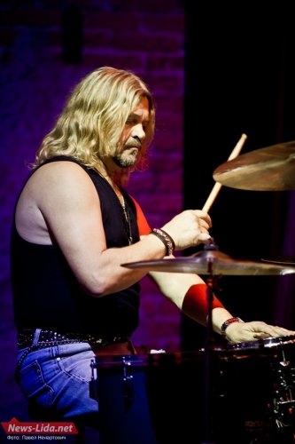 Эксклюзивное интервью и фотоотчёт с концерта Виктора Калины