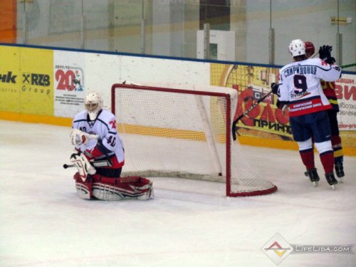 ХК "Лида" - "Металлург" (Жлобин) 1:5 ...