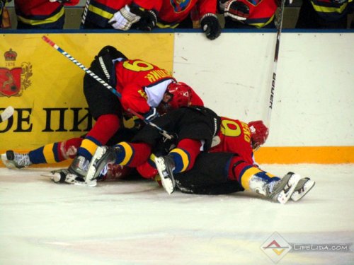 ХК "Лида" - "Неман" (Гродно) 5:4 (фото)