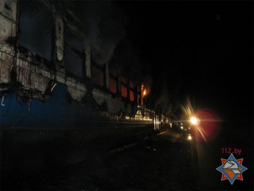 В пути сгорел один из вагонов дизель-поезда Житковичи — Калинковичи (фото)