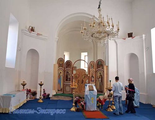 Возрожденный храм
