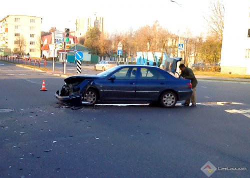 Авария на перекрестке победы Победы и улицы ...