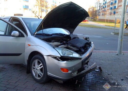 Авария на перекрестке победы Победы и улицы ...