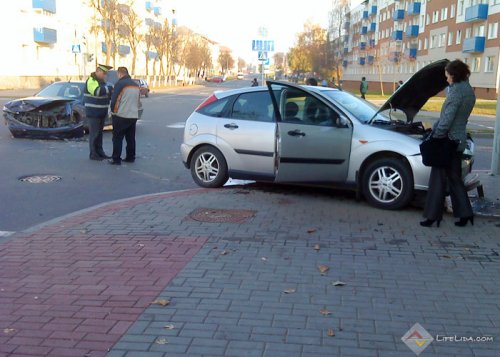 Авария на перекрестке победы Победы и улицы ...