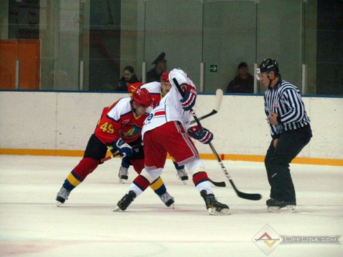 ХК "Лида" - "Юность" 2:0 (фото+видео)