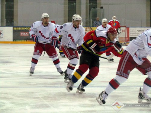 ХК "Лида" - "Юность" 2:0 (фото+видео)
