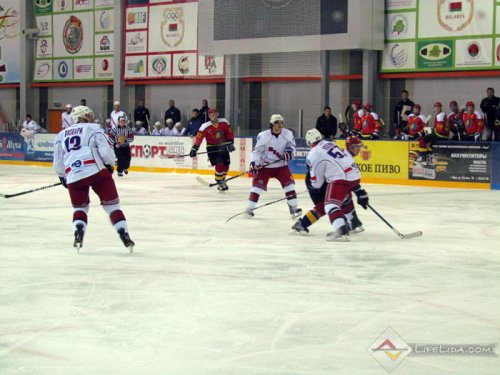 ХК "Лида" - "Юность" 2:0 (фото+видео)