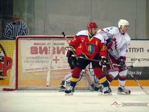 ХК "Лида" - "Юность" 2:0 (фото+видео)