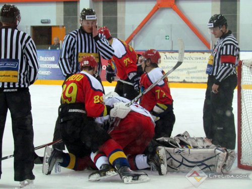 ХК "Лида" - "Юность" 2:0 (фото+видео)