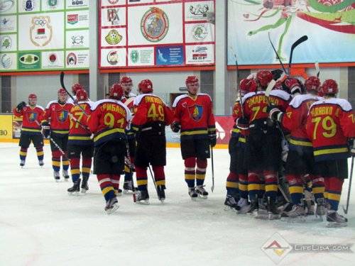 ХК "Лида" - "Юность" 2:0 (фото+видео)