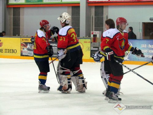 ХК "Лида" - "Юность" 2:0 (фото+видео)