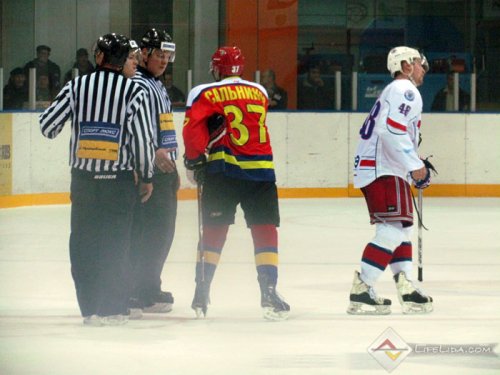 ХК "Лида" - "Юность" 2:0 (фото+видео)