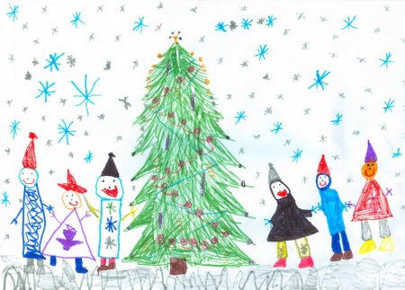 Дети рисуют для Деда Мороза