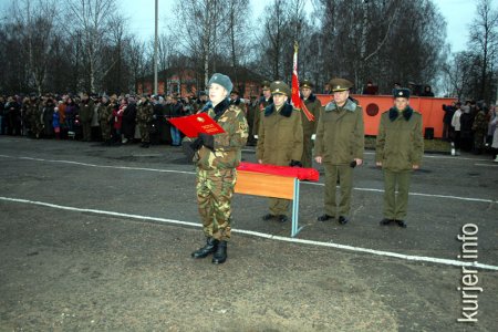 Молодые бойцы приняли присягу