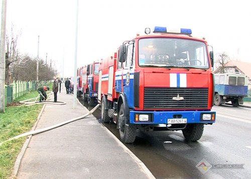 Пожар в доме на проспекте Победы (фото)