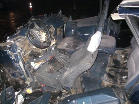 Утром 1 января в Пинске произошло ДТП с серьезными последствиями (фото)