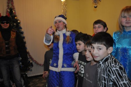 Байкеры устроили праздник для детей