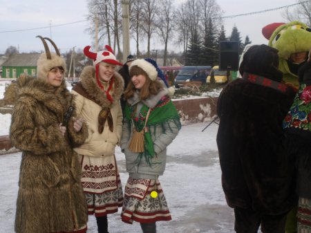 В Лиозно прошёл первый областной конкурс сюжетно-игровых и шоу-программ «Навагоднія дзівосы»