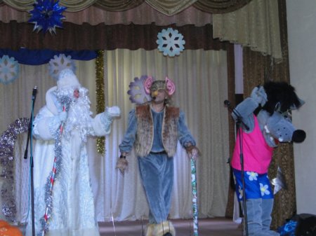 В Лиозно прошёл первый областной конкурс сюжетно-игровых и шоу-программ «Навагоднія дзівосы»