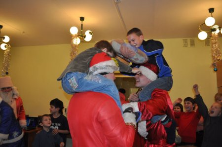 Байкеры устроили праздник для детей (ВИДЕО)