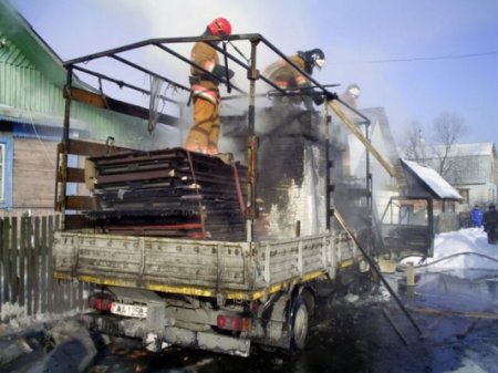 В Бобруйске женщина чуть не сожгла пятиэтажку: 10 человек эвакуированы
