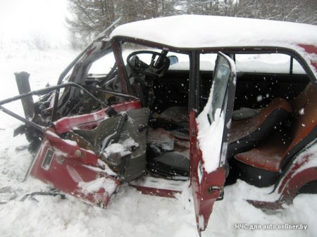 Toyota и ВАЗ столкнулись лоб в лоб (фото)