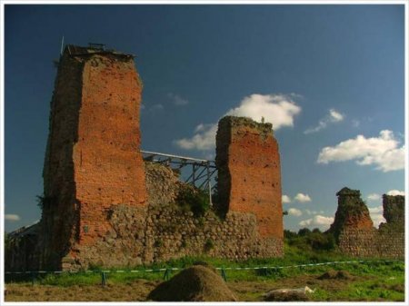 На реставрацию Кревского и Гольшанского замков выделят средства