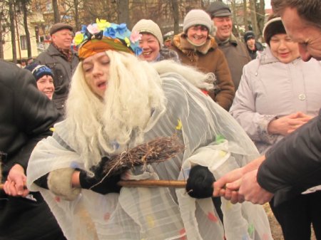 В Слониме проводили зиму