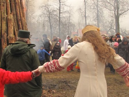 В Слониме проводили зиму