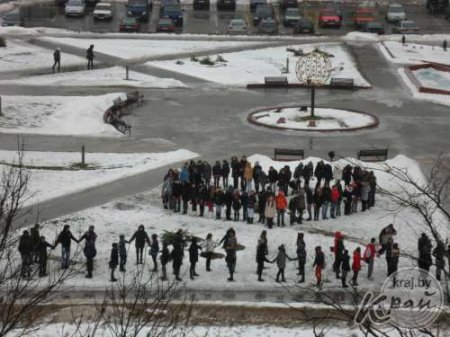 В Вилейке 2 марта прошел флешмоб ко Дню милиции(ФОТО)