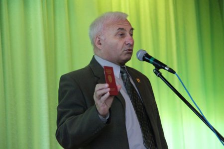 Юные слонимчане получили паспорта в торжественной обстановке