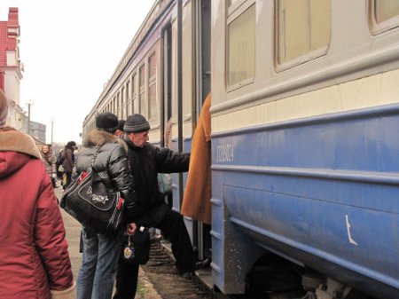 В Слониме парень "заминировал" поезд Барановичи — Гродно, чтобы удержать девушку