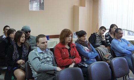 Обсуждение: спектакль «Двери» харьковского «Театра 19» вызвал живой интерес у публики