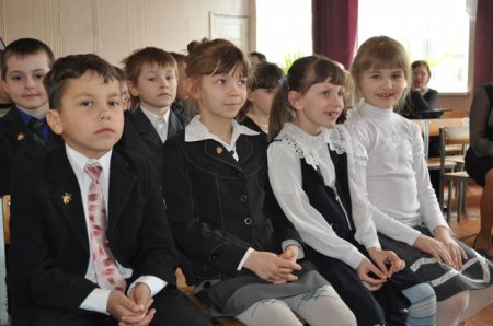 В СШ №4 выбирали номера в честь Дня города Слонима