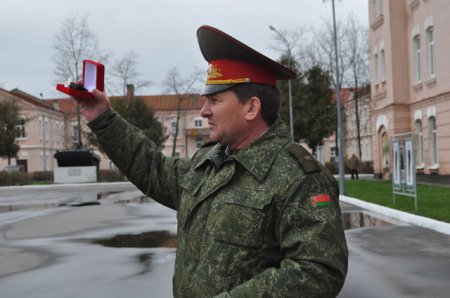 Наградили военнообязанных запаса