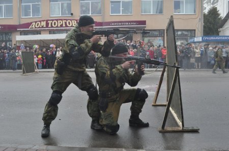 Громкий праздник слонимской бригады
